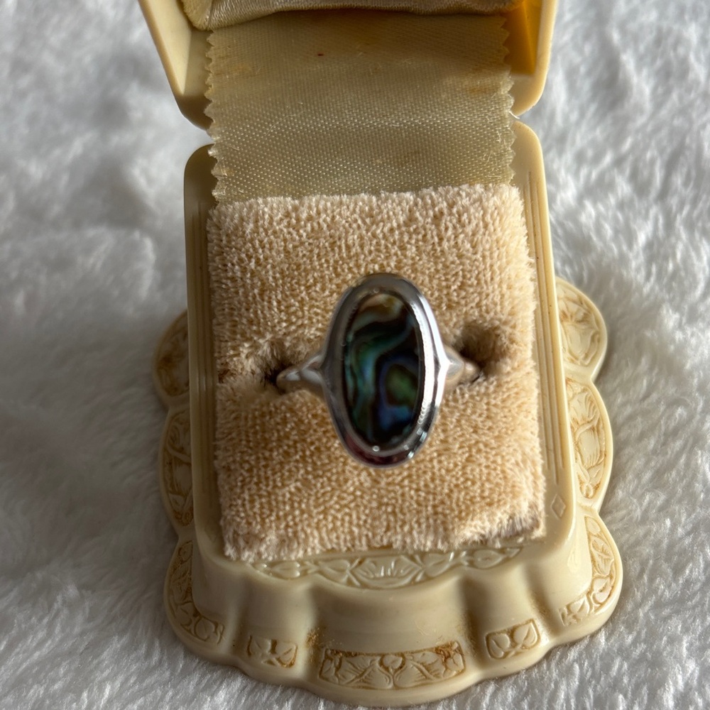 Vintage Avon Abalone Ring